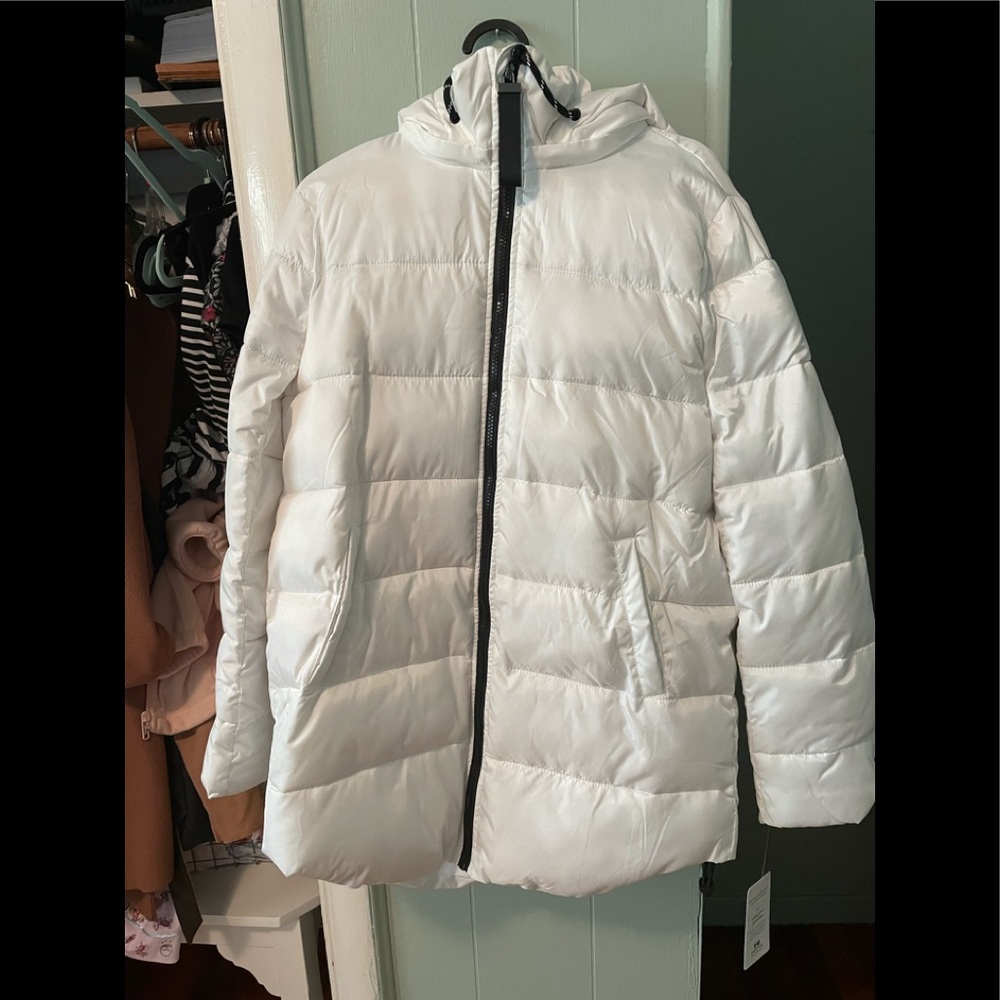 Sebby white puffer coat NWT